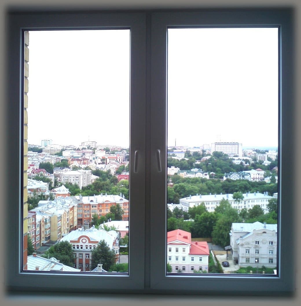 чистое окно окно после помывки